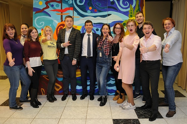 Художественные практики - корпоративная картина маслом